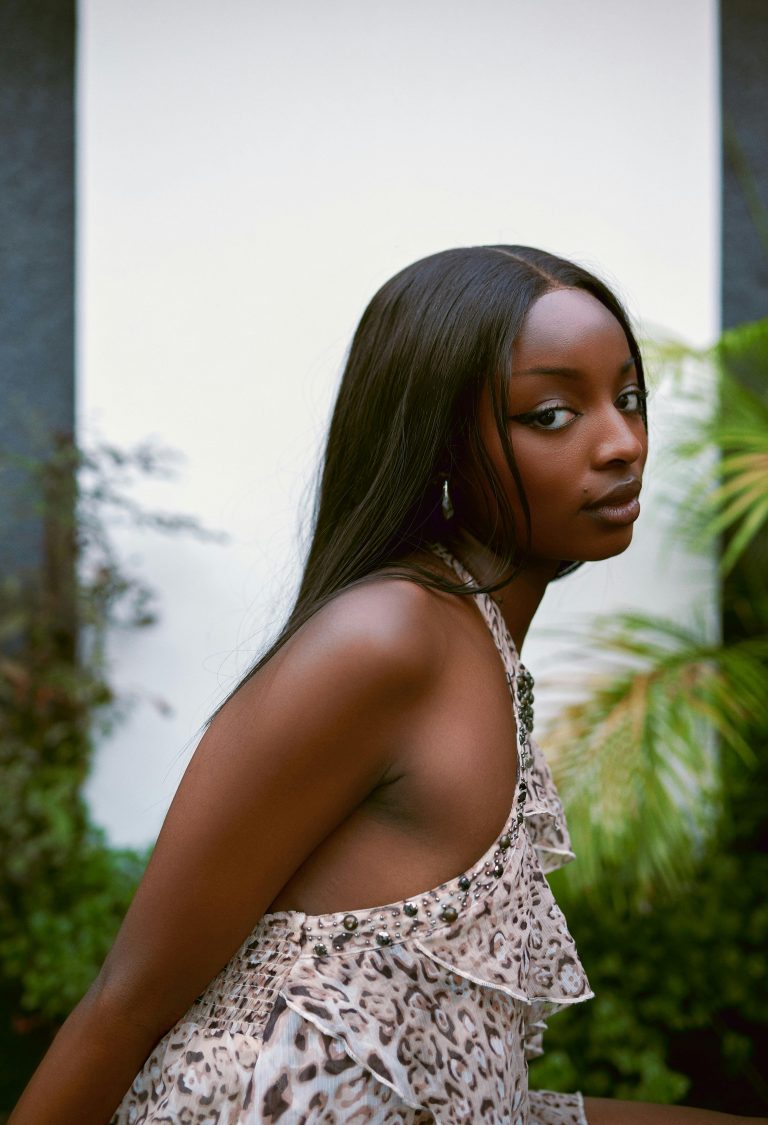 Unveiling the Unbelievable: The Top 5 Craziest Conspiracy Theories of 2025