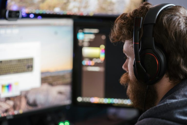 Pro Tips to Make Your Gaming Stream Look Professional