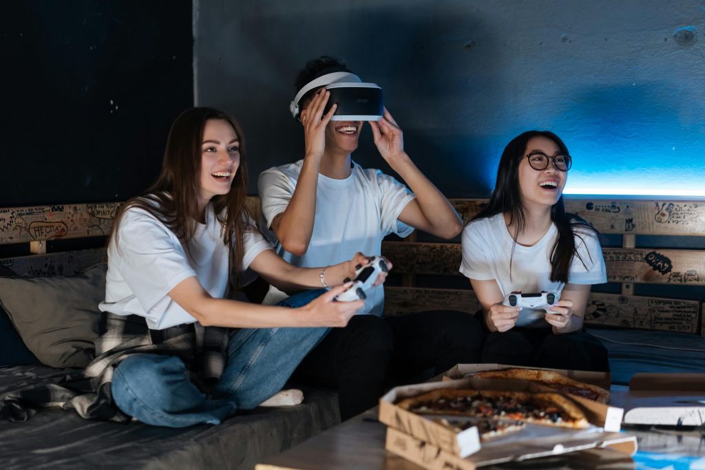 Scare Squad: Top Horror Games to Play with Friends for a Terrifying Night In